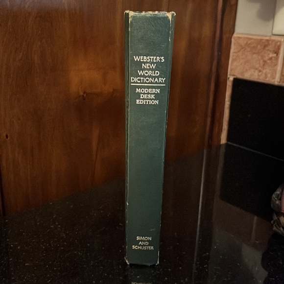 Webster’s New World Dictionary Modern Desk Addition - Picture 4 of 4